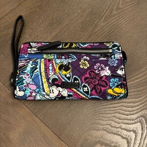 Vera Bradley Disney Mickey/Minnie Paisley Celebration Wristlet